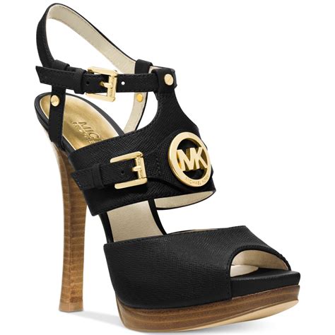 michael kors teensandaal|macy's michael kors shoes.